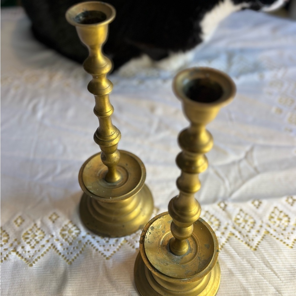 Vintage Elegant Brass Candle Holders - Picture 4 of 8